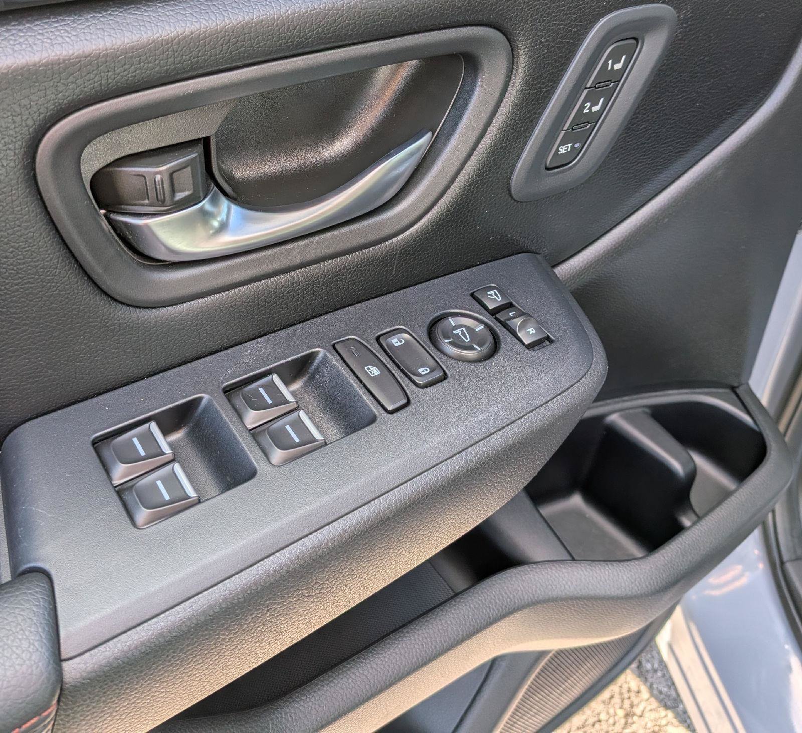 Certified 2025 Honda Pilot TrailSport image 16