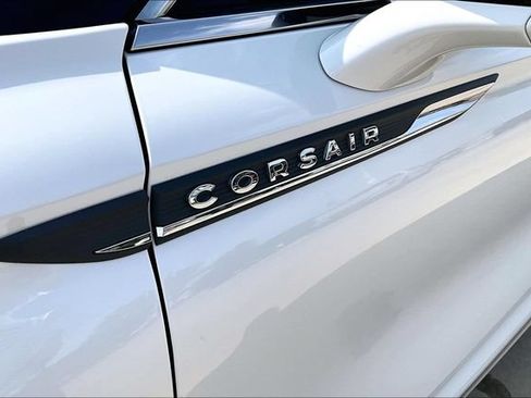 Used 2022 Lincoln Corsair Reserve w/ Equipment Group 201A AWD/4WD image 24