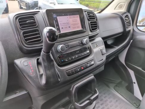 Used 2025 RAM ProMaster 2500 w/ Convenience Group FWD image 29