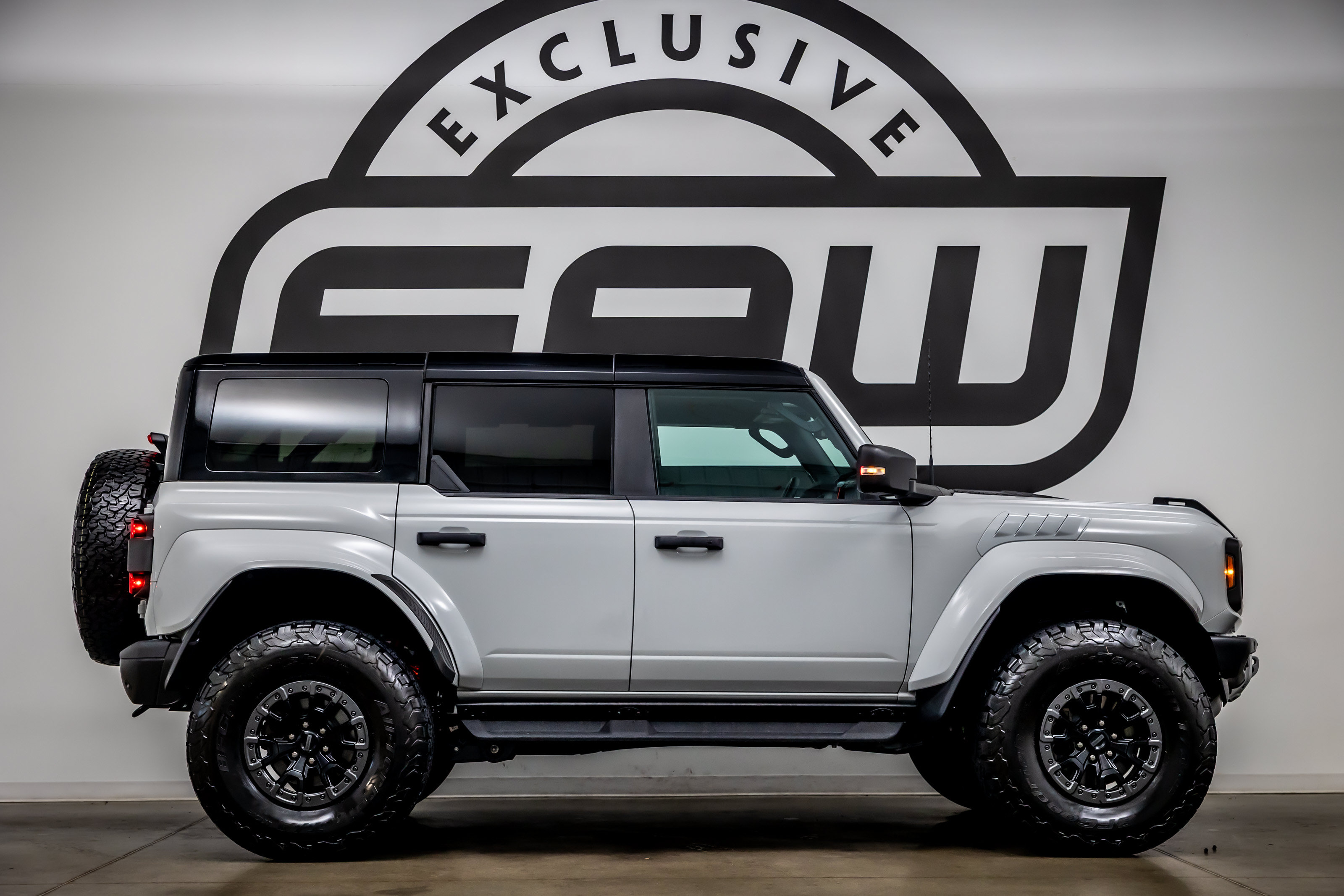 Used 2026 Ford Bronco Raptor w/ Interior Carbon Fiber Pack AWD/4WD image 9