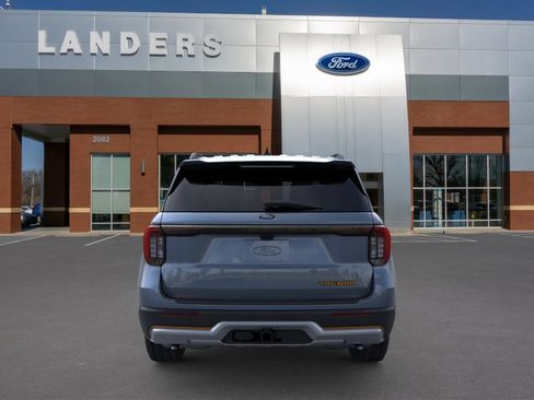 New 2026 Ford Explorer Tremor image 5