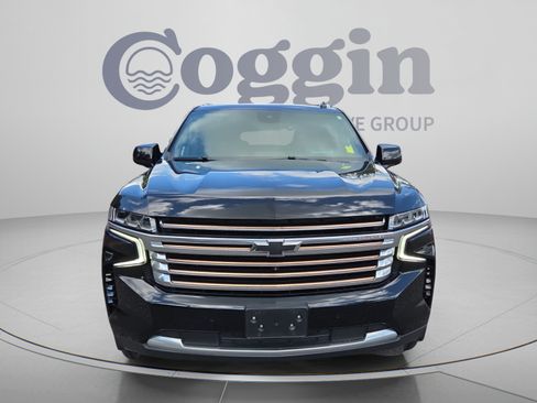 Certified 2023 Chevrolet Suburban High Country AWD/4WD image 8