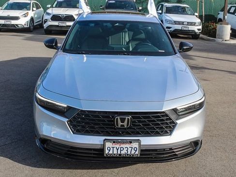 Used 2025 Honda Accord Sport image 2