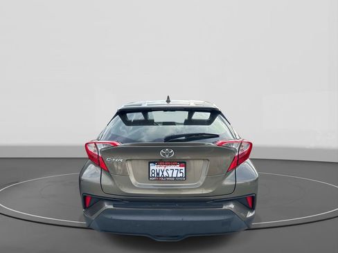 Used 2021 Toyota C-HR LE FWD image 6