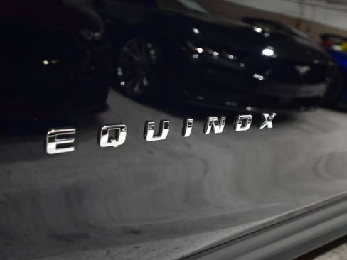 Used 2020 Chevrolet Equinox LT FWD image 4