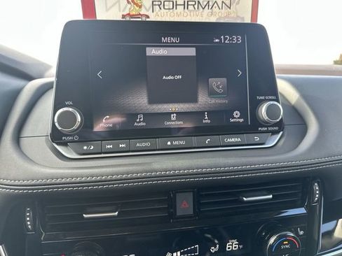 Certified 2023 Nissan Rogue SL image 15