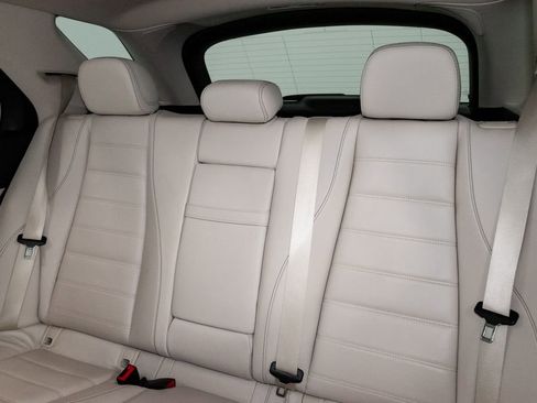 Used 2021 Mercedes-Benz GLE 350 4MATIC image 25