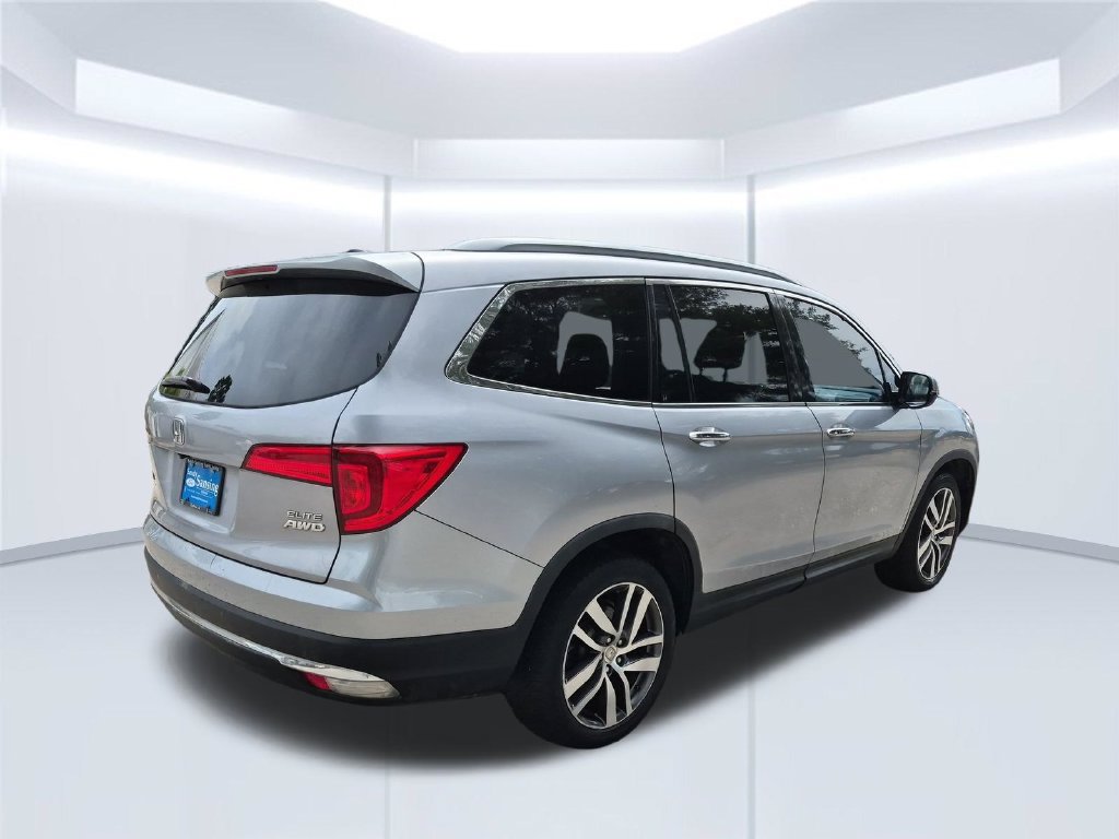 Used 2016 Honda Pilot Elite image 6