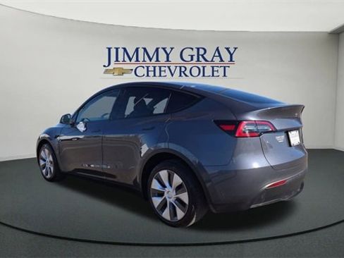 Used 2023 Tesla Model Y Long Range image 5