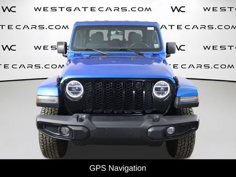 Used 2022 Jeep Gladiator Sport AWD/4WD image 2
