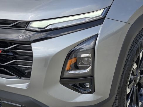 New 2026 Chevrolet Equinox RS FWD image 6