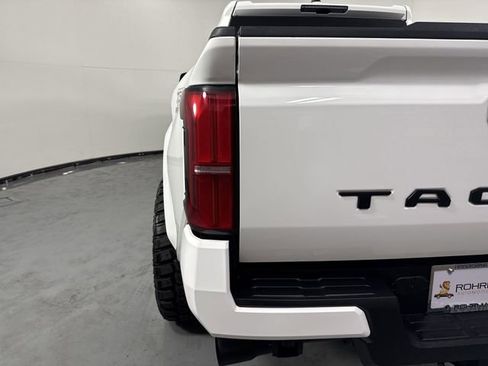 Used 2024 Toyota Tacoma TRD Sport RWD image 29