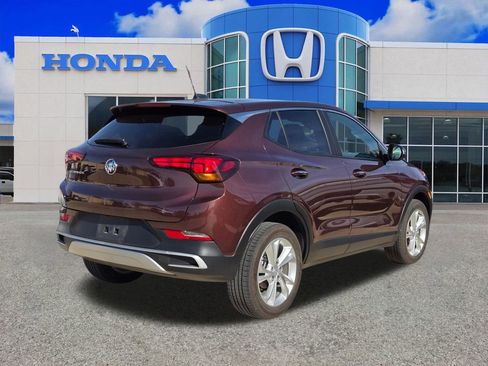 Used 2023 Buick Encore GX Preferred image 2