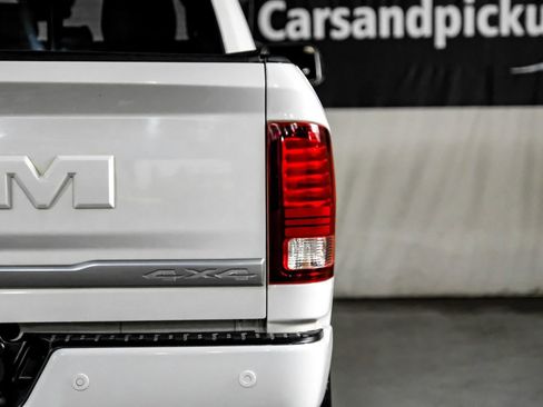 Used 2018 RAM 2500 Limited image 53