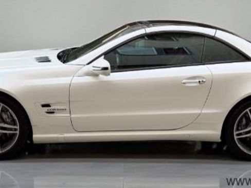 Used 2009 Mercedes-Benz SL 63 AMG image 26