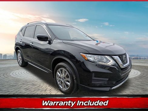 Used 2018 Nissan Rogue SV image 1