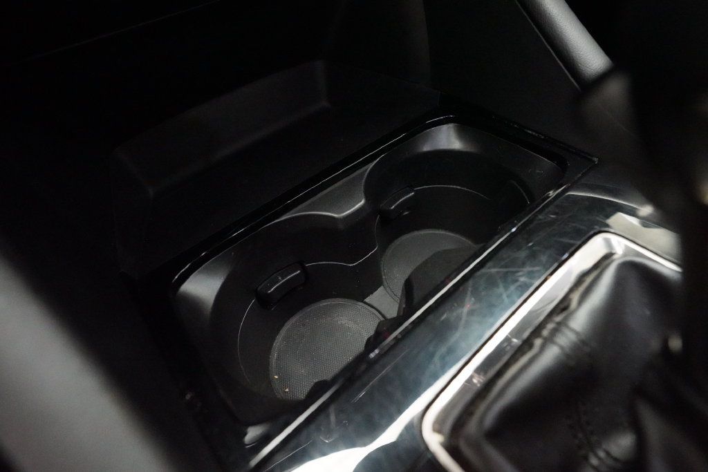 Used 2024 MAZDA MAZDA3 s FWD image 15