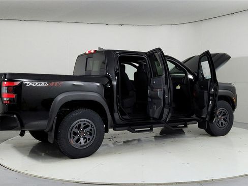 New 2025 Nissan Frontier PRO-4X image 10