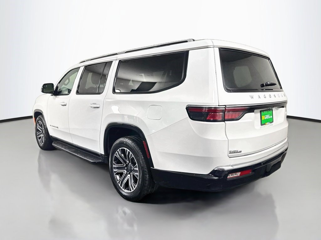Used 2024 Jeep Wagoneer L Series II w/ Flexible Seating Group RWD image 7