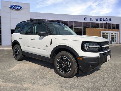 New 2025 Ford Bronco Sport Outer Banks w/ Outer Banks Tech Package+ image 1