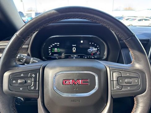 Used 2022 GMC Yukon AT4 image 10