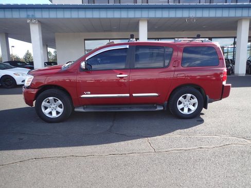 Used 2005 Nissan Armada LE w/ (U01) Technology Pkg (LE) AWD/4WD image 2