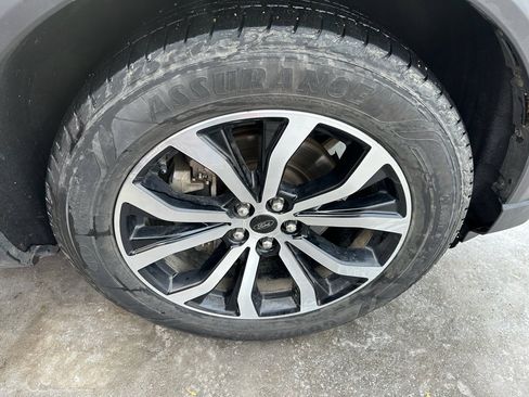 Used 2020 Ford Explorer ST w/ Premium Technology Package image 25