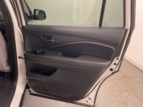 Used 2023 Honda Passport EX-L image 34