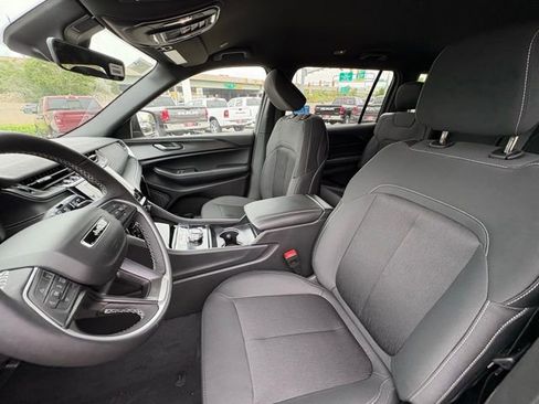 New 2025 Jeep Grand Cherokee L Laredo w/ Luxury Tech Group I image 13