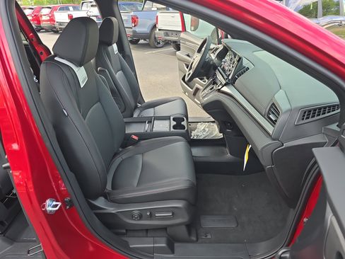 New 2026 Honda Odyssey Sport-L image 10
