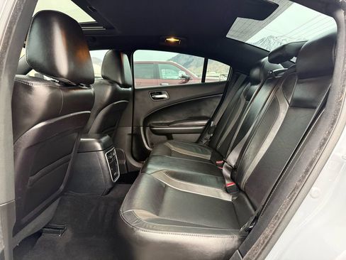 Used 2021 Dodge Charger SXT w/ Leather Interior Group image 32