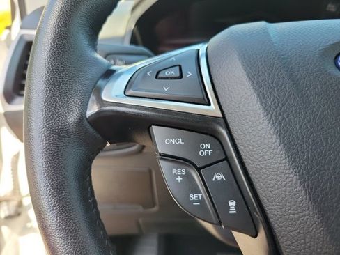 Used 2024 Ford Edge SEL AWD/4WD image 25