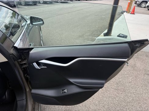 Used 2015 Tesla Model S 70D AWD/4WD image 15