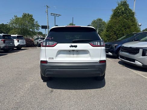 Used 2020 Jeep Cherokee Latitude Plus FWD image 4