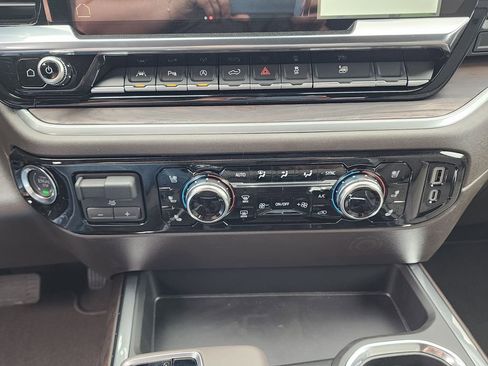 New 2026 GMC Sierra 1500 SLT w/ SLT Premium Plus Package AWD/4WD image 29