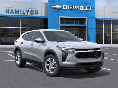 New 2026 Chevrolet Trax LS FWD image 7