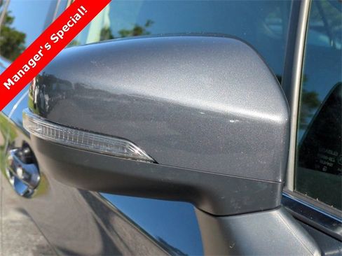 Used 2023 Subaru Crosstrek 2.5i Limited w/ Moonroof Package image 12