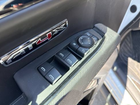 Used 2024 GMC Sierra 1500 AT4X w/ AT4X AEV Edition AWD/4WD image 17