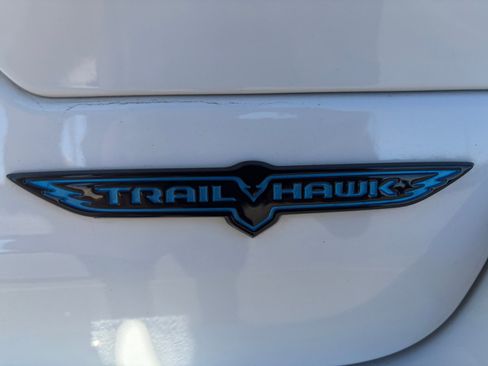 Used 2023 Jeep Grand Cherokee Trailhawk w/ Advanced Protech Group II AWD/4WD image 32