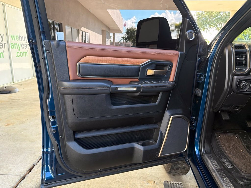 Used 2023 RAM 3500 Limited AWD/4WD image 42