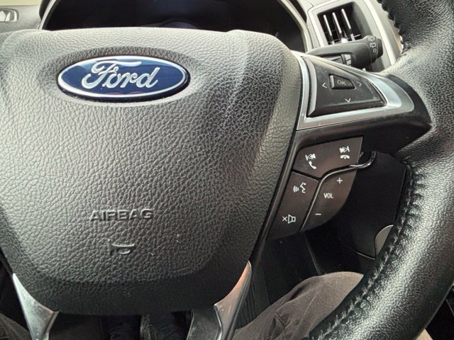 Used 2020 Ford Edge SEL w/ Convenience Package FWD image 10