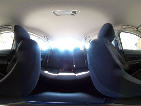 Used 2025 Nissan Versa SV image 40