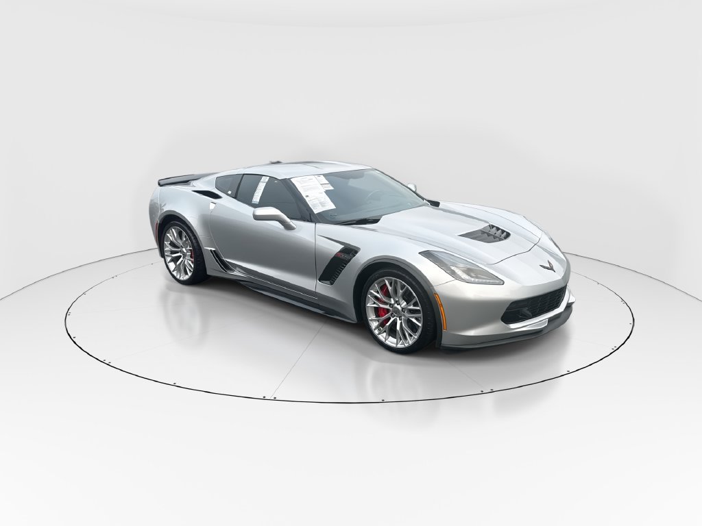 Used 2017 Chevrolet Corvette Z06 RWD image 2