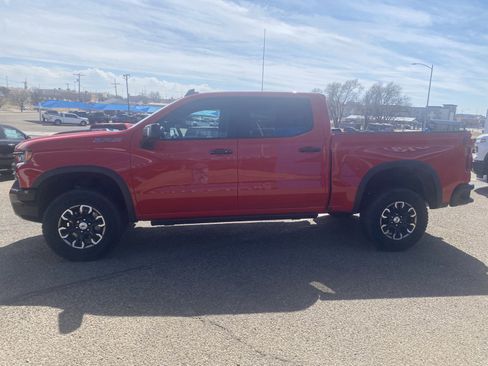 Used 2022 Chevrolet Silverado 1500 ZR2 image 5