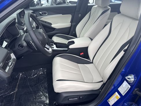 New 2025 Acura Integra A-Spec image 9