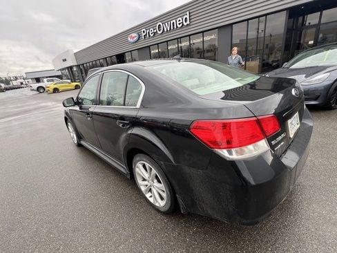 Used 2014 Subaru Legacy 2.5i Premium image 4