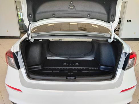 Used 2025 Honda Civic LX image 12