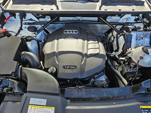 Used 2020 Audi Q5 2.0T Premium w/ Convenience Package image 18