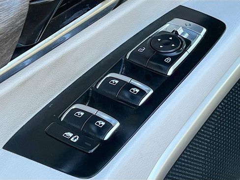 Used 2021 Kia Telluride EX w/ EX Premium Package AWD/4WD image 18