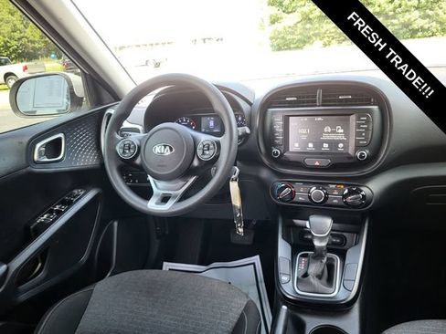 Used 2021 Kia Soul S FWD image 14